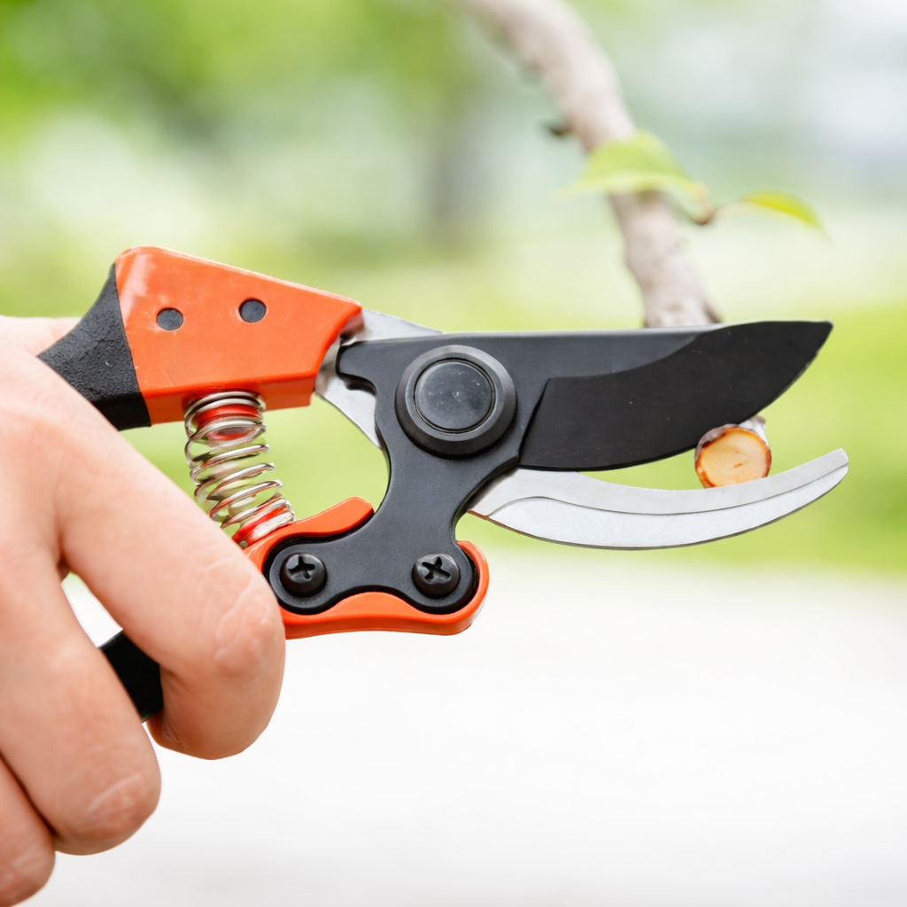 Heavy-Duty Garden Pruning Shears – SK5 High Carbon Steel