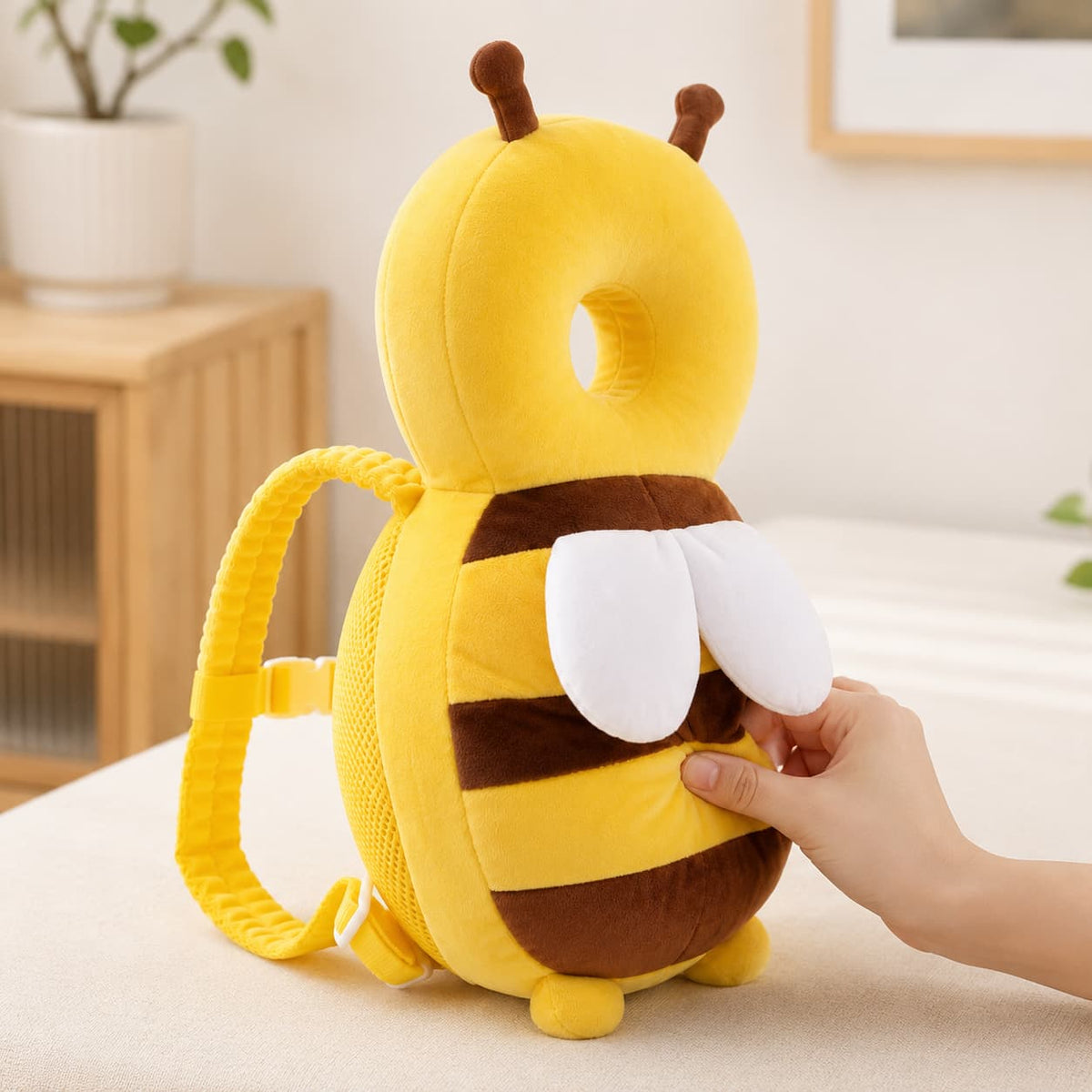Toddler anti-collision back pad